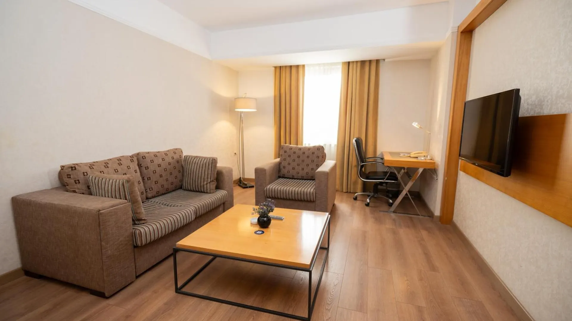 Hotel Anemon Grand Denizli Otel