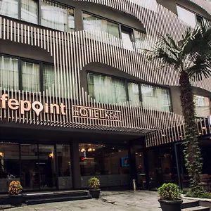 https://life-point-hotel.hotelstrabzon.net